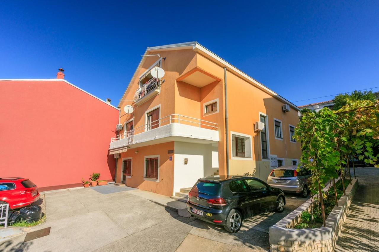 Mare 4 Apartment Crikvenica Exterior photo